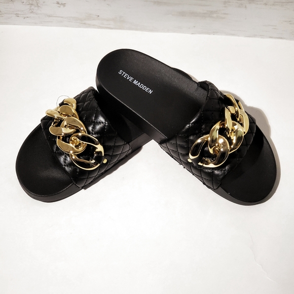 Steve Madden | Shoes | Steve Madden Slides Black With Gold Chain Size 9 |  Poshmark